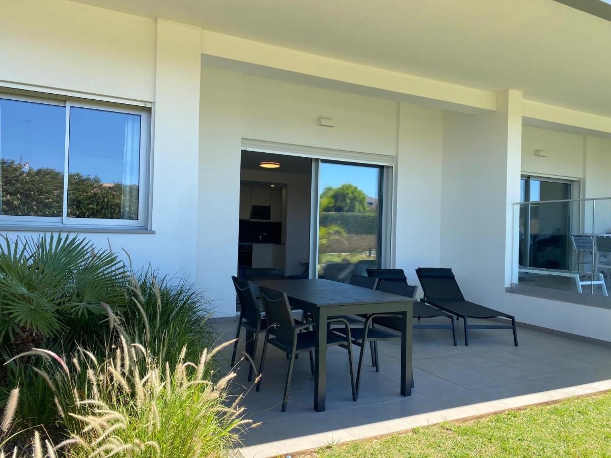 Albufeira Malpique Beach Apartment Luaran gambar