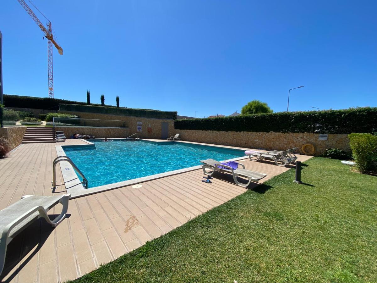 Albufeira Malpique Beach Apartment Luaran gambar